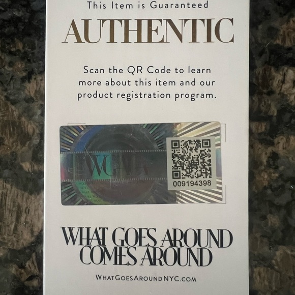 Louis Vuitton Multiplicite. Guaranteed authentic. - Picture 2 of 14